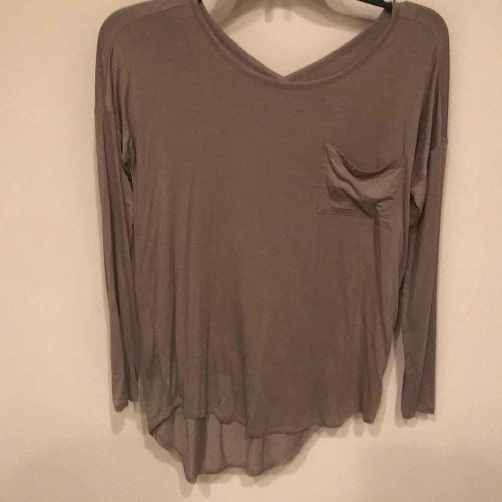 Long sleeve shirt with cross detail